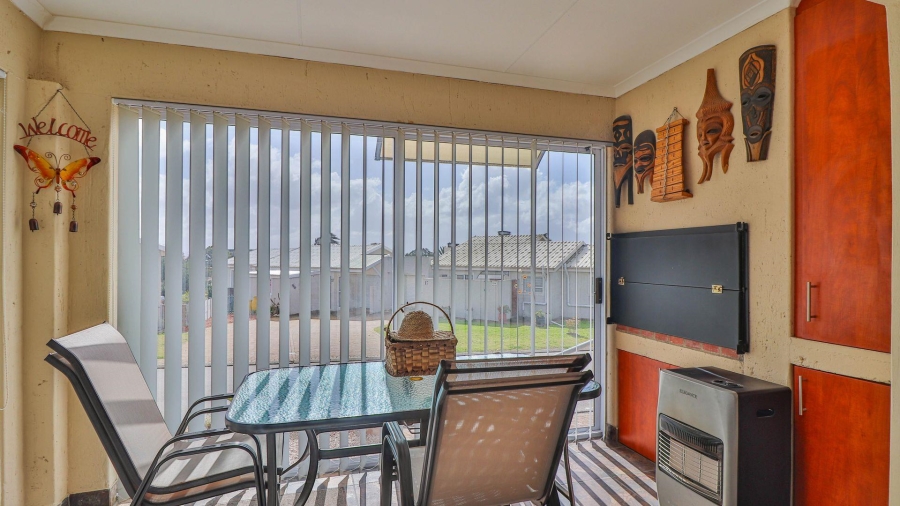 To Let 3 Bedroom Property for Rent in Heiderand Western Cape